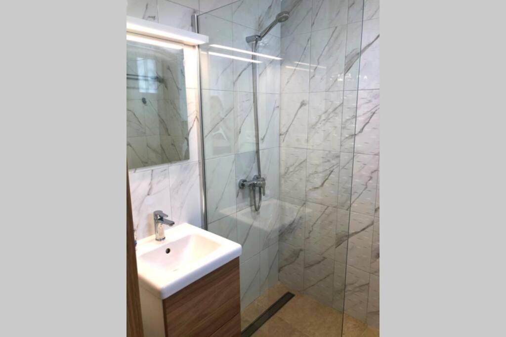 Modern & Spacious Studio Isla, Puerto Del Carmen Tías Екстериор снимка